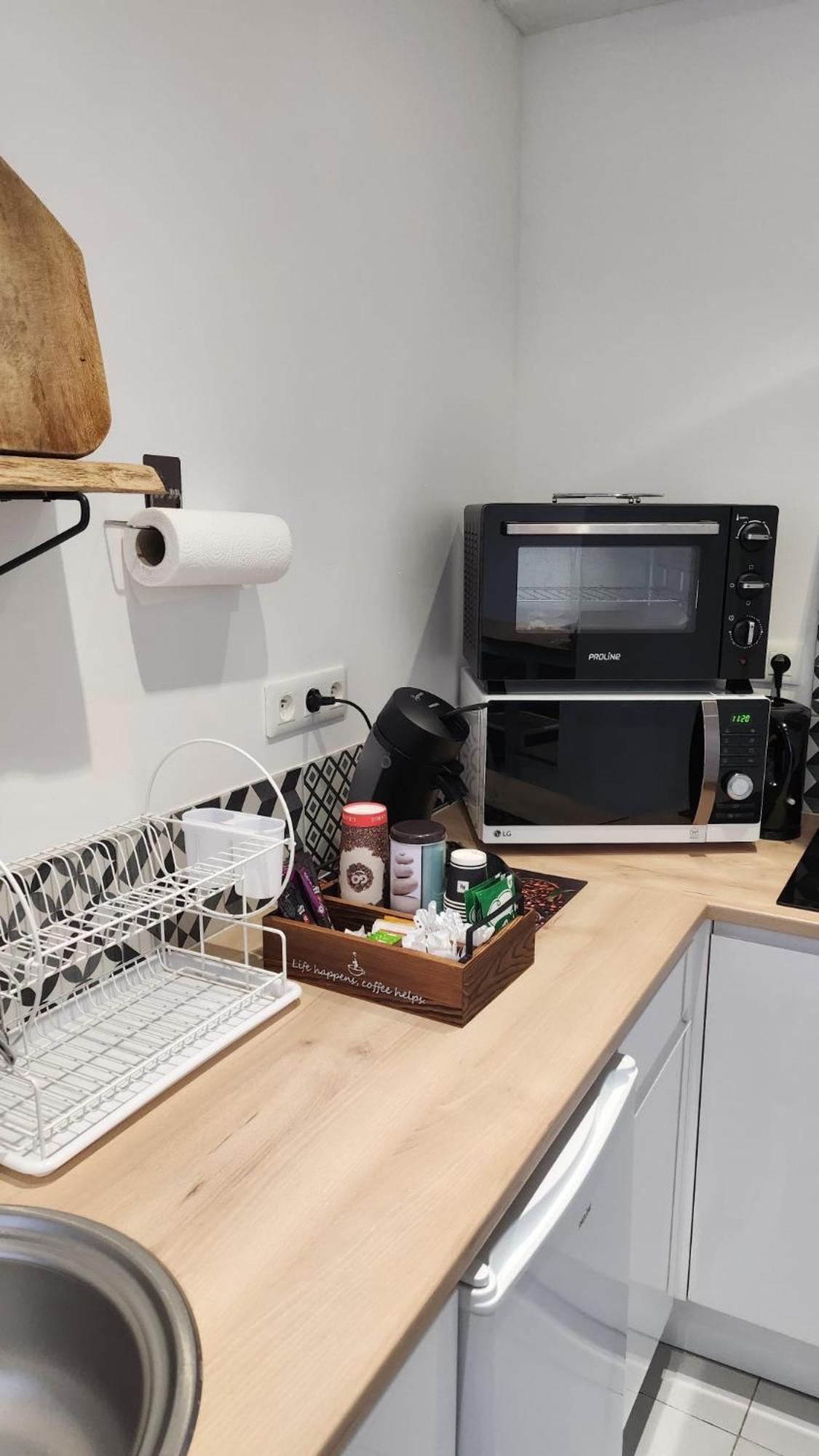 Joli Studio En Centre Ville Faremoutiers Exteriör bild